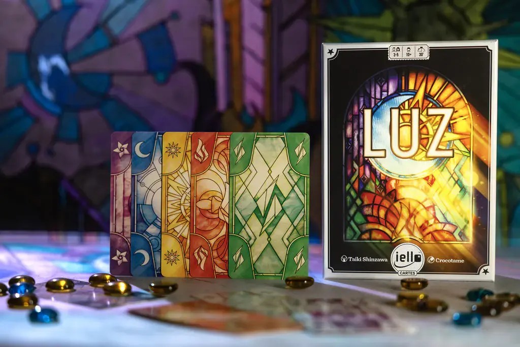 CRITIQUE DE JEU DE SOCIÉTÉ –&nbsp;LUZ